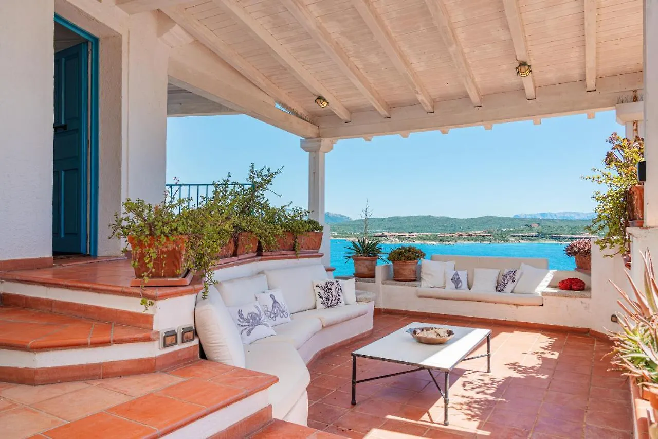 Casa Azzurra Con Terrazza Vista Mare By Wonderful Italy Daire Golfo Aranci 0*,